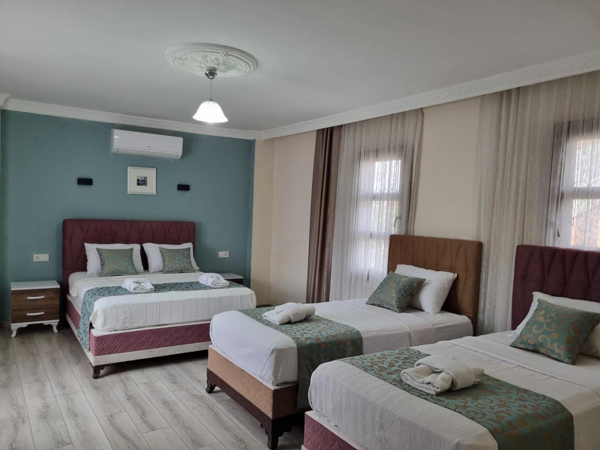 Sezgin Boutique Hotel Kusadasi Exterior photo