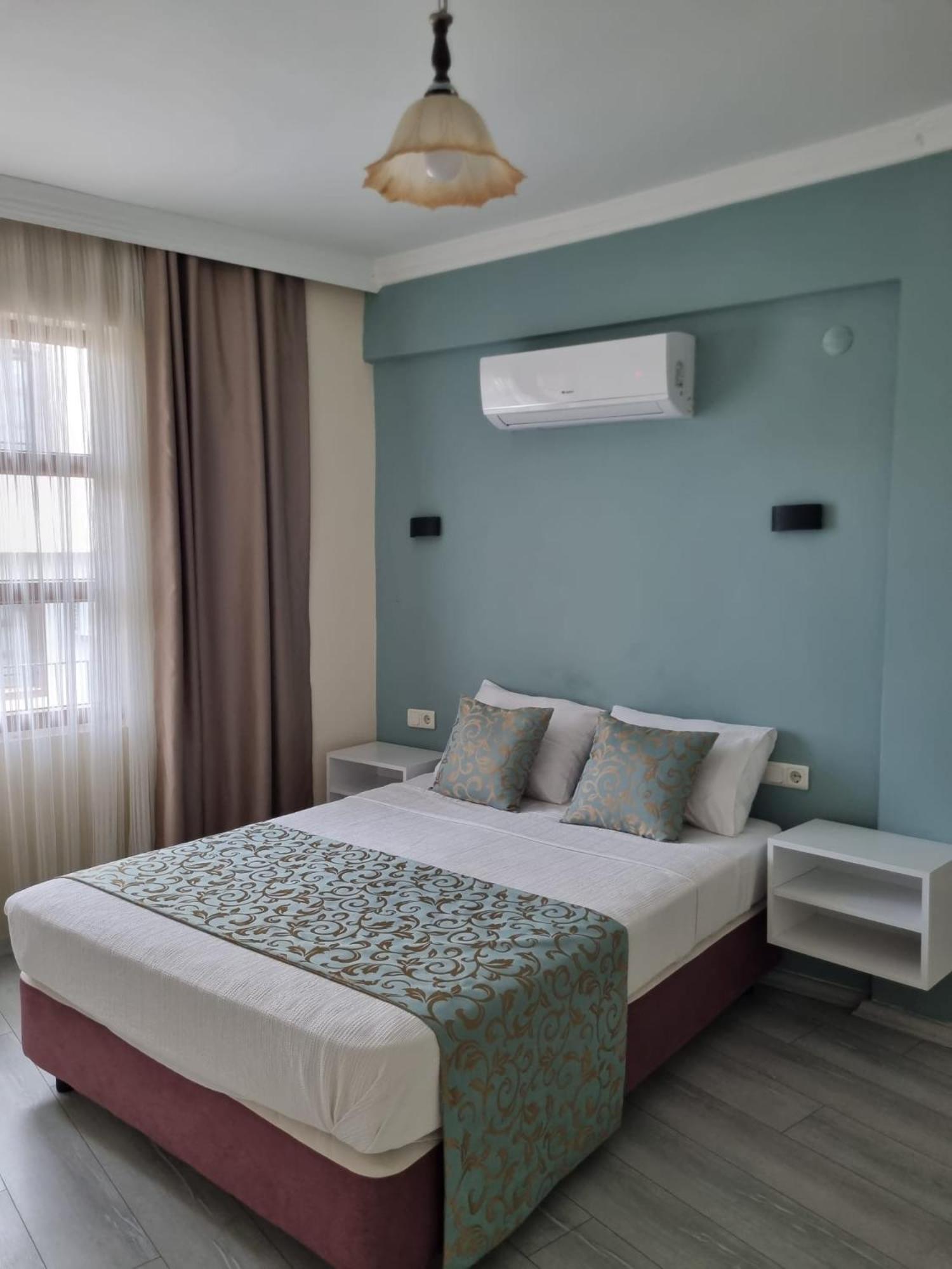 Sezgin Boutique Hotel Kusadasi Exterior photo