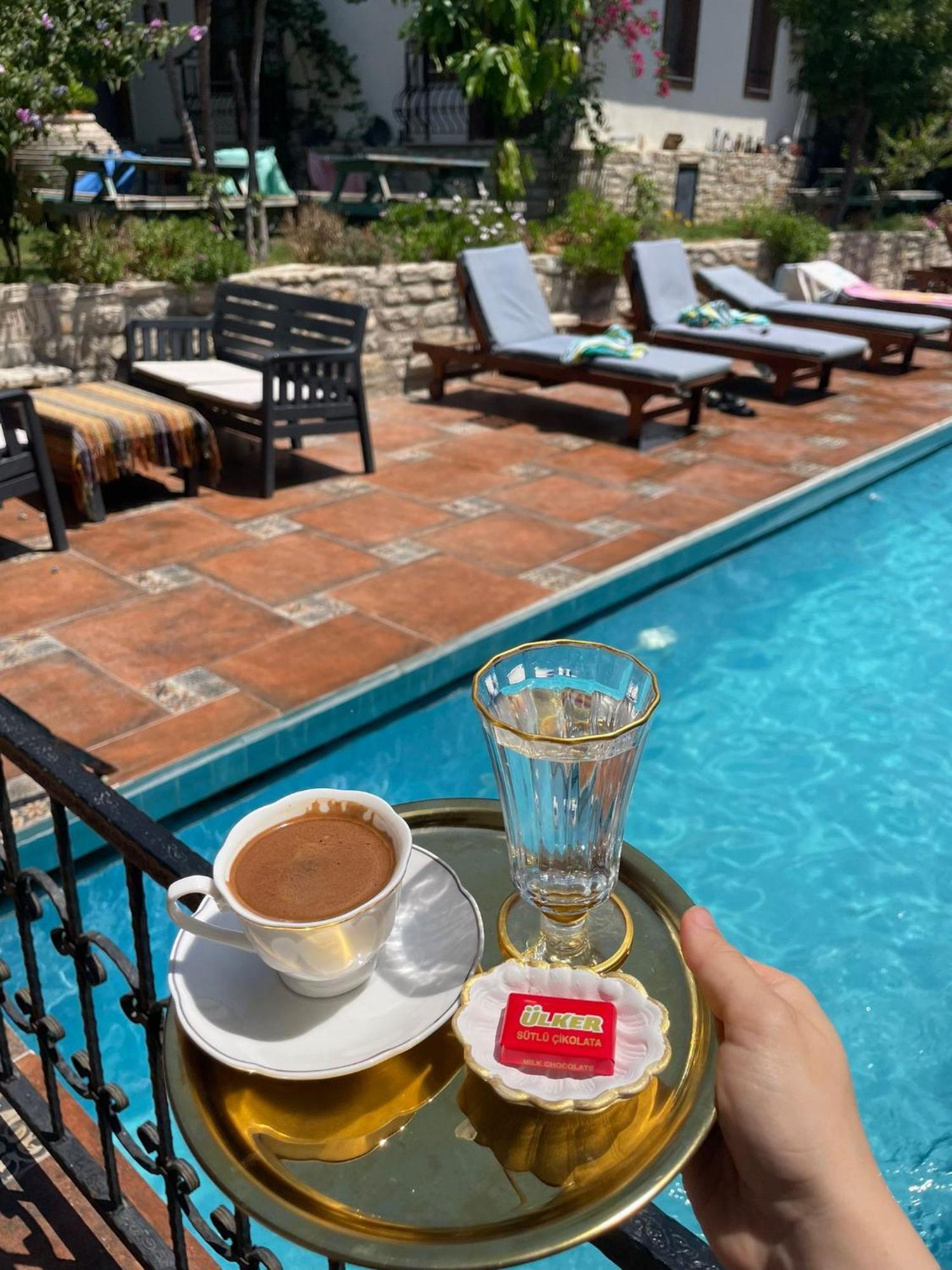 Sezgin Boutique Hotel Kusadasi Exterior photo